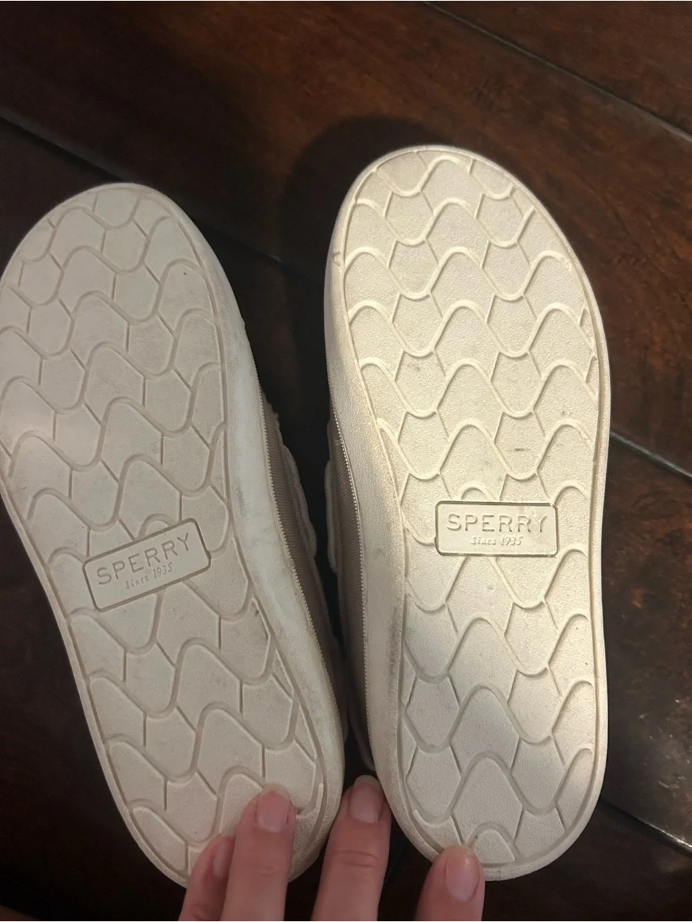 Sperry kids youth size 2  Beige Canvas Boat Shoes with Navy